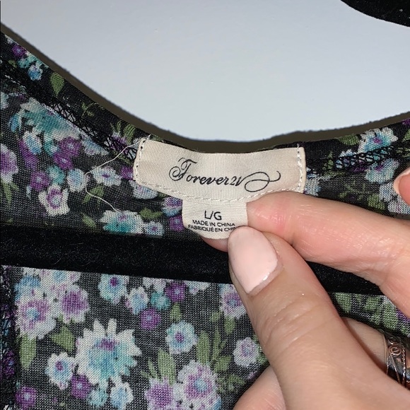 Floral tank top / women’s/ large / print / fun - Picture 3 of 5